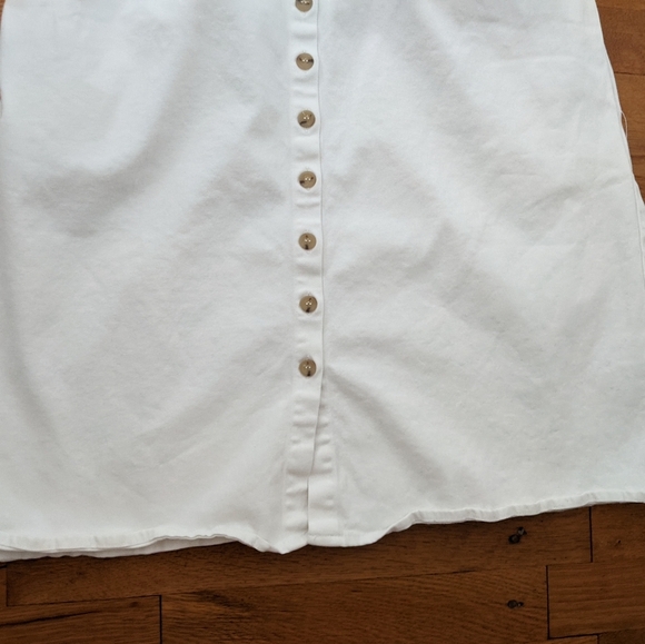 Loup Stretchy White Dress - Picture 7 of 7